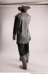  JACK PIRATE STANDING POSE WITH GUN